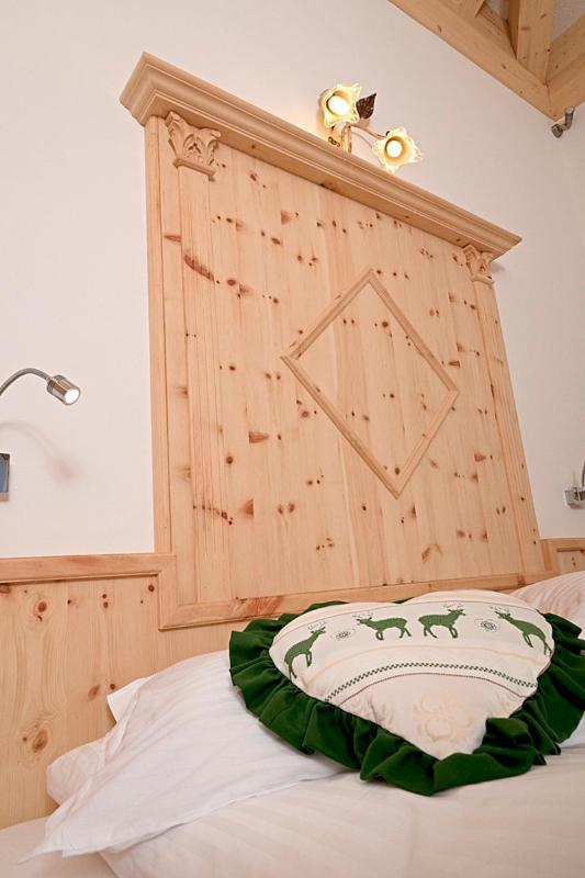 Cesa Melester Campitello di Fassa Esterno foto
