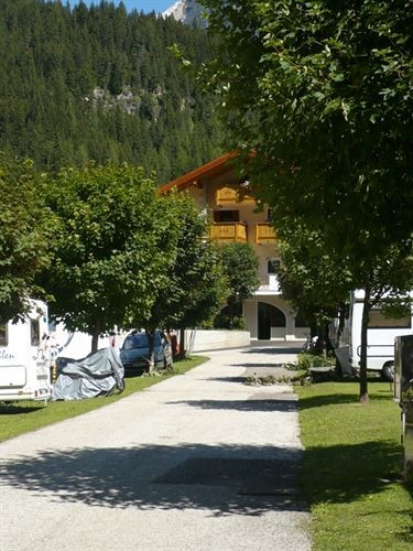 Cesa Melester Campitello di Fassa Esterno foto
